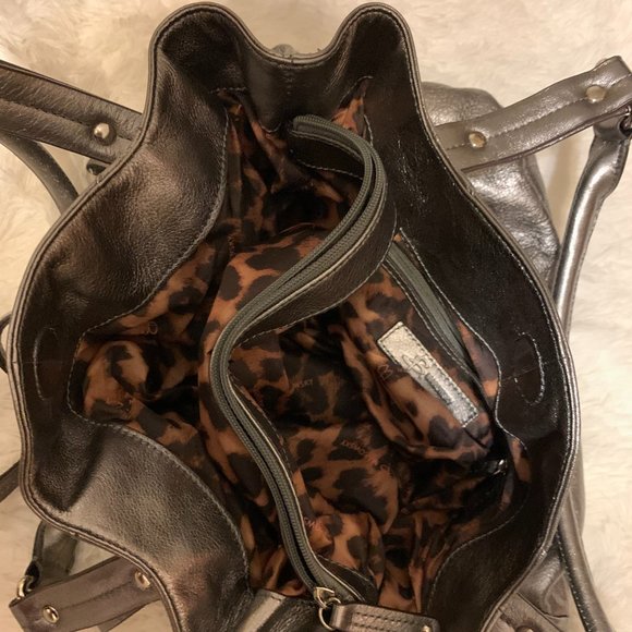 B. Makowsky Handbag, Silver Grey Leather - Picture 8 of 16